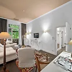 Oasis Boutique Hotel, Riviera Club Hotel