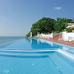 Hotel Oasis Boutique Hotel, Riviera Club 5*