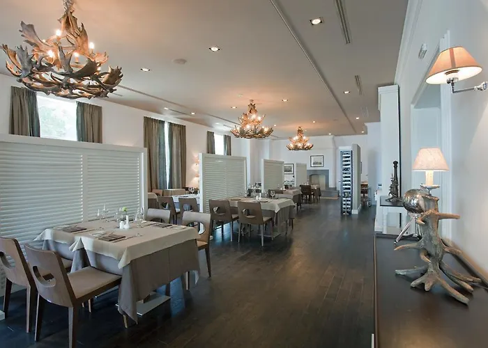 Oasis Boutique Hotel, Riviera Club Hotel